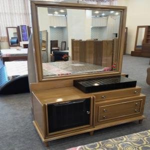 Elegant Wooden Vanity Dresser with Mirror