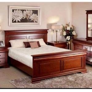 Classic Cherry Wood Bed Set by Abuanees Furniture