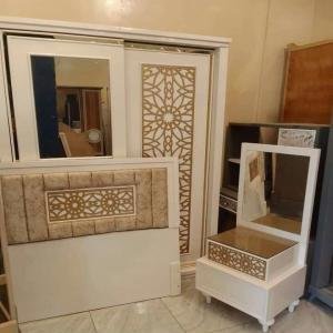 White and Gold Decorative Bedroom Furniture Set